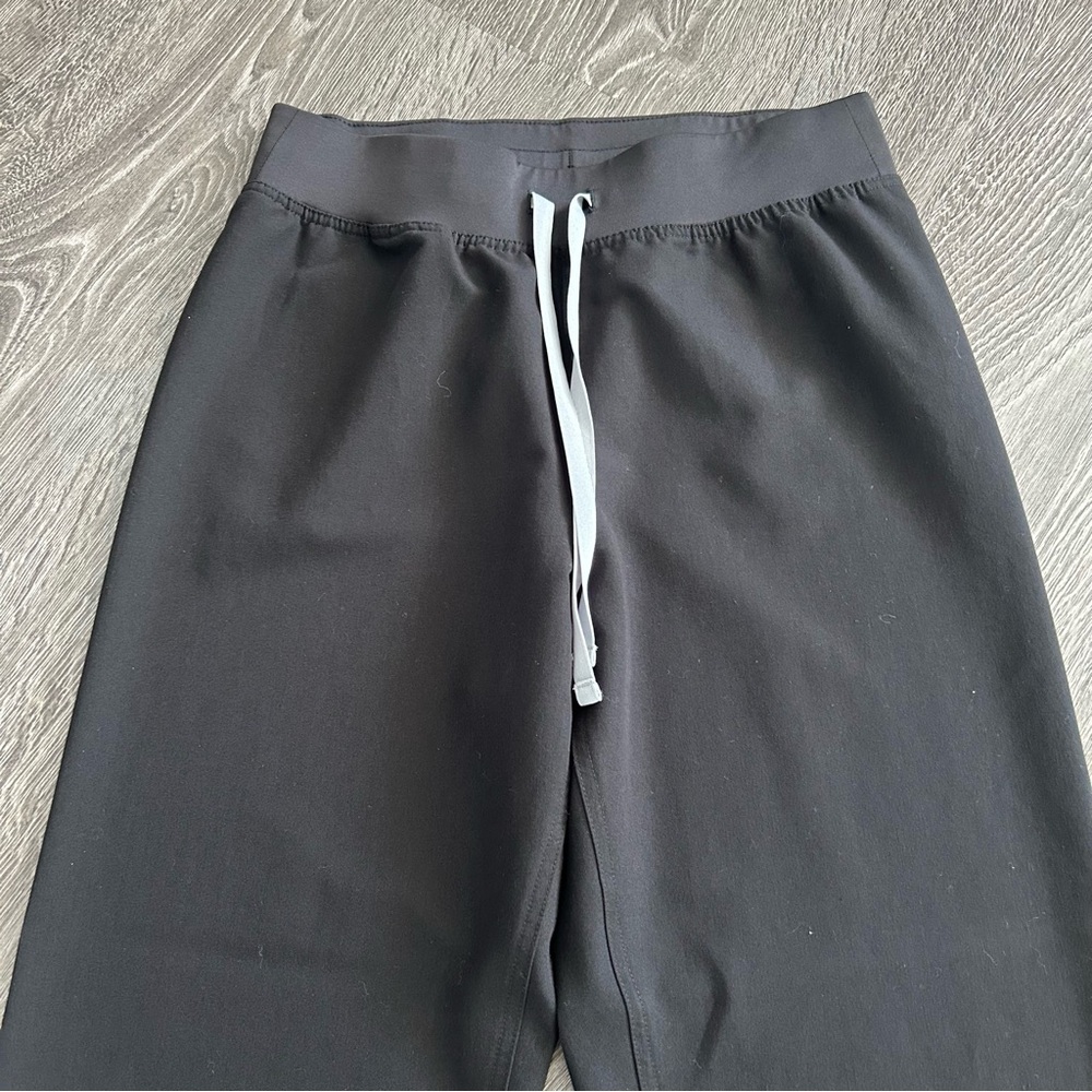 Figs Technical Coleccin Black Drawstring Pants - image 5